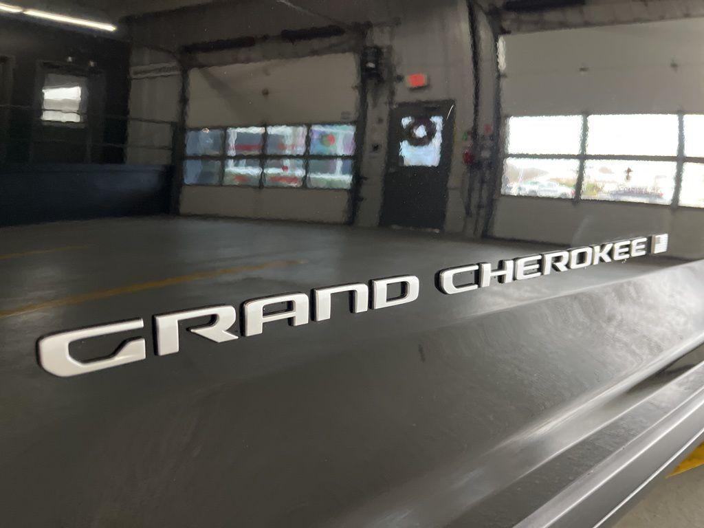 new 2025 Jeep Grand Cherokee L car, priced at $47,720