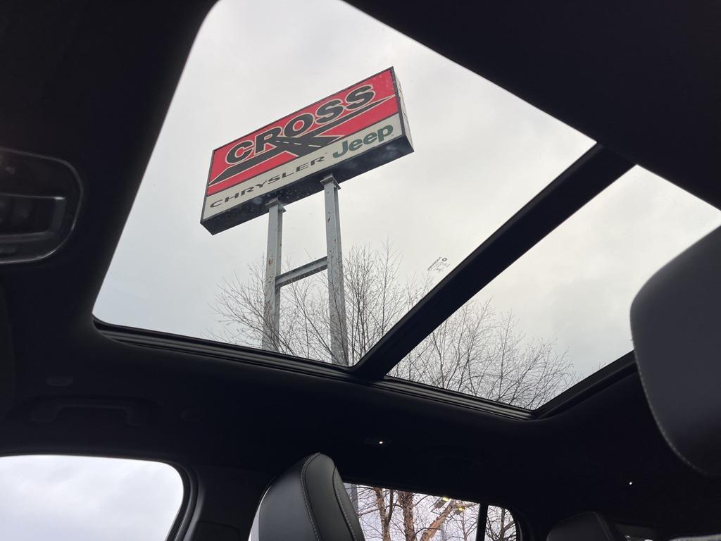 new 2025 Jeep Grand Cherokee L car, priced at $52,380