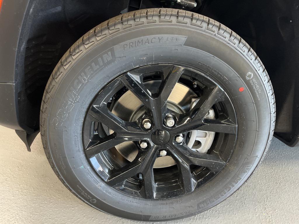 new 2025 Jeep Grand Cherokee L car, priced at $43,000