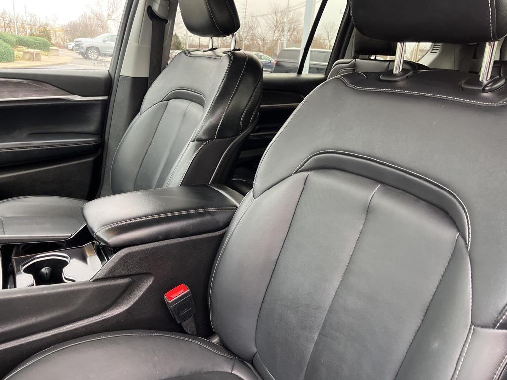 used 2022 Jeep Grand Cherokee L car, priced at $28,560