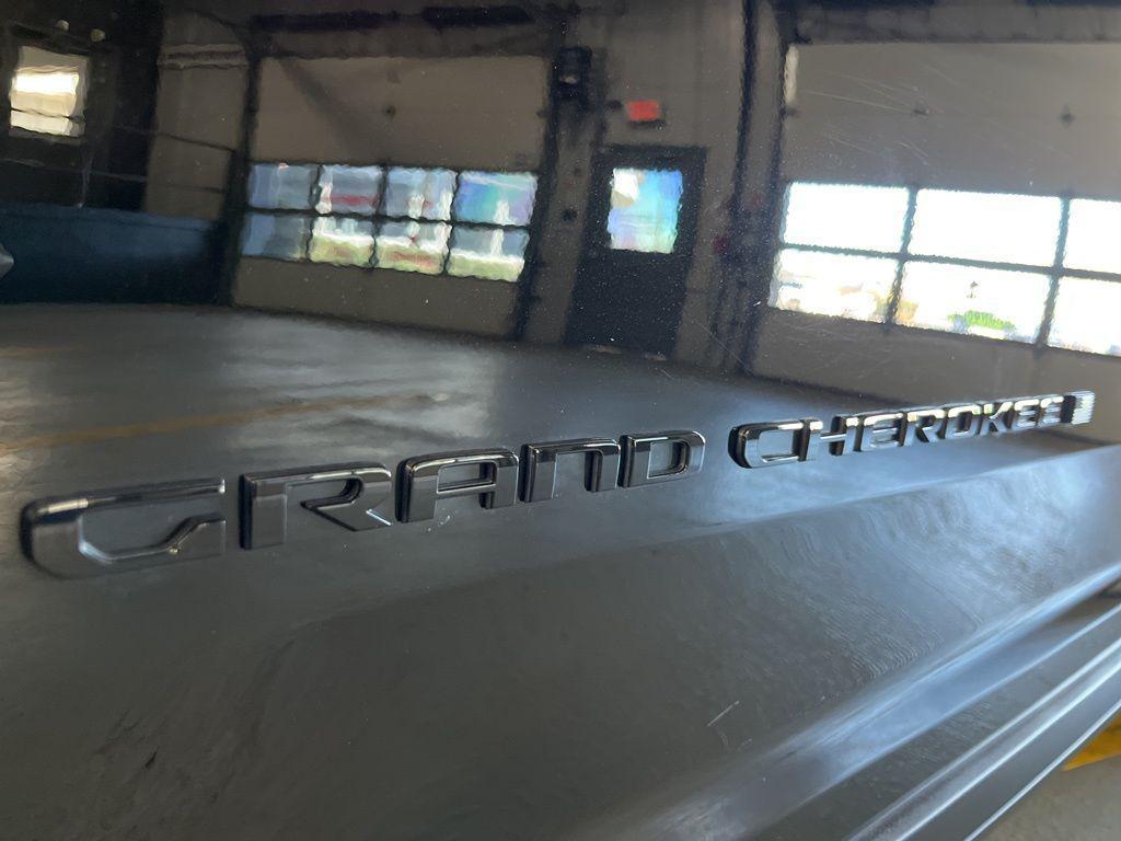 used 2025 Jeep Grand Cherokee L car, priced at $37,000