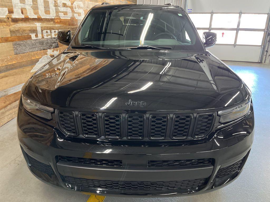 used 2025 Jeep Grand Cherokee L car, priced at $37,000