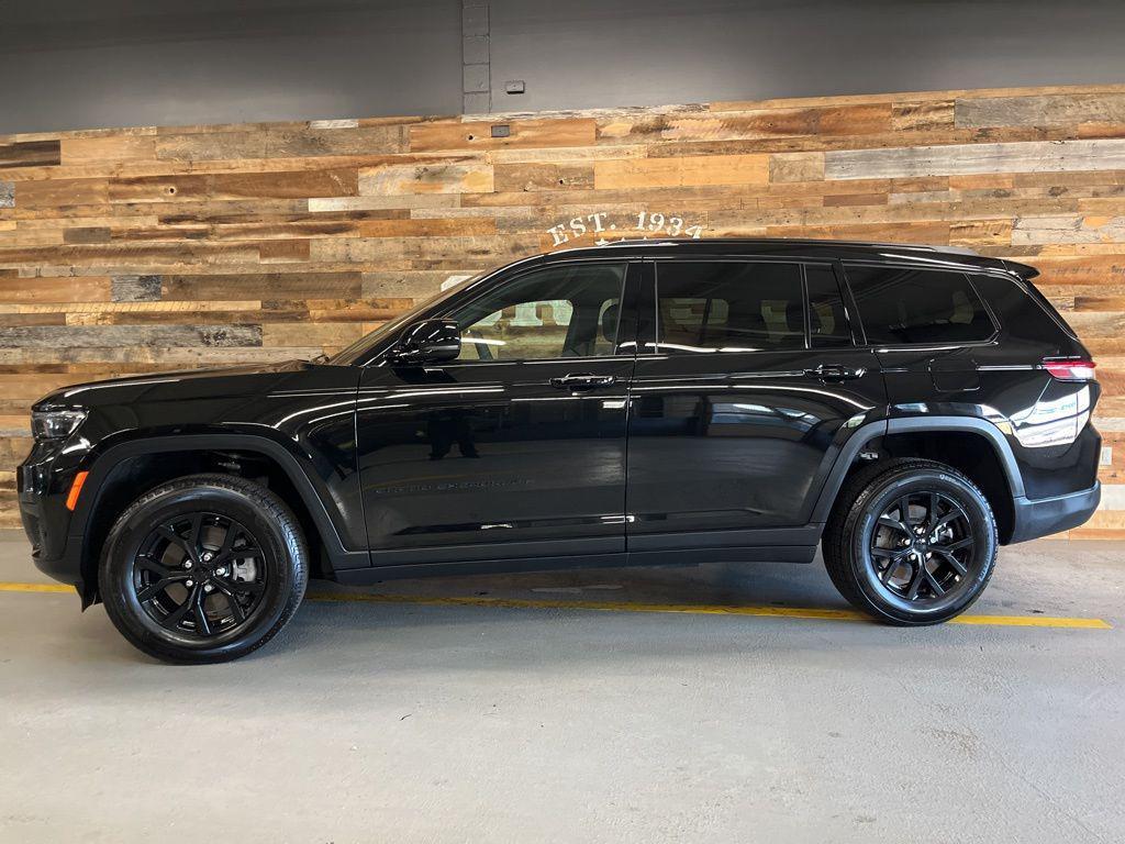 used 2025 Jeep Grand Cherokee L car, priced at $37,000