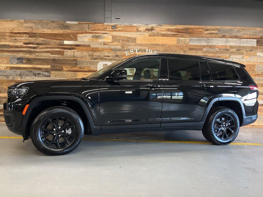 used 2025 Jeep Grand Cherokee L car, priced at $37,000