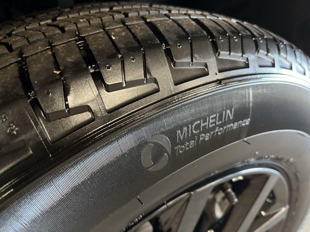 used 2025 Jeep Grand Cherokee L car, priced at $37,000