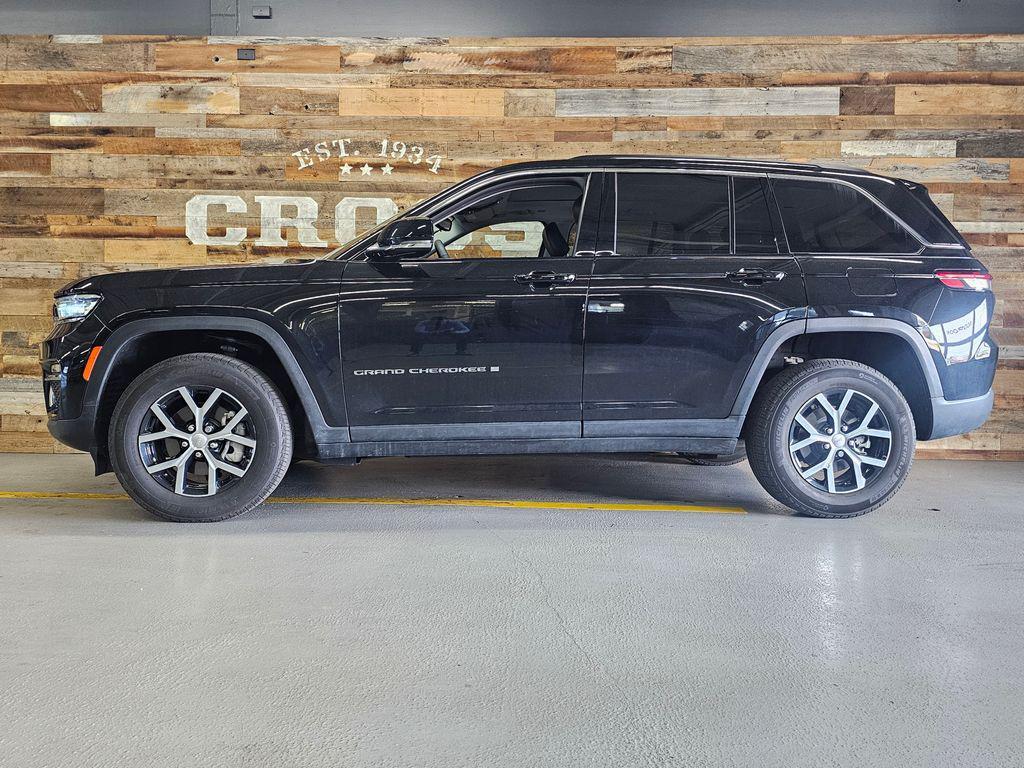 used 2023 Jeep Grand Cherokee car, priced at $35,410