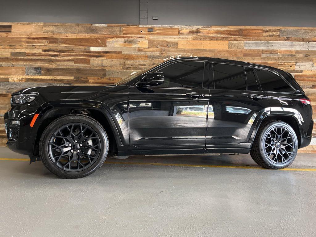 used 2023 Jeep Grand Cherokee car, priced at $40,000