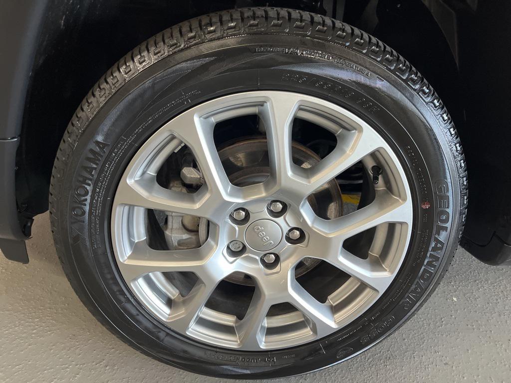 used 2022 Jeep Compass car, priced at $20,962