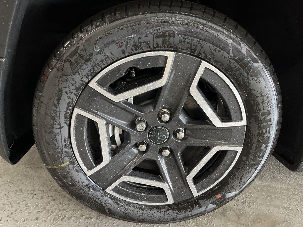 new 2026 Jeep Cherokee car, priced at $42,873