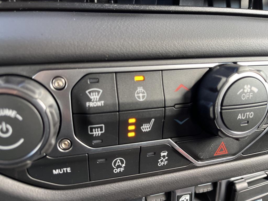 new 2026 Jeep Gladiator car, priced at $52,751