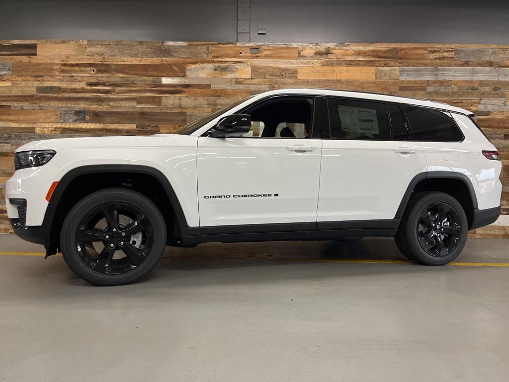 new 2025 Jeep Grand Cherokee L car, priced at $44,330