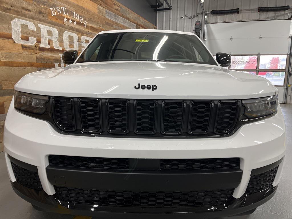 new 2025 Jeep Grand Cherokee L car, priced at $44,330