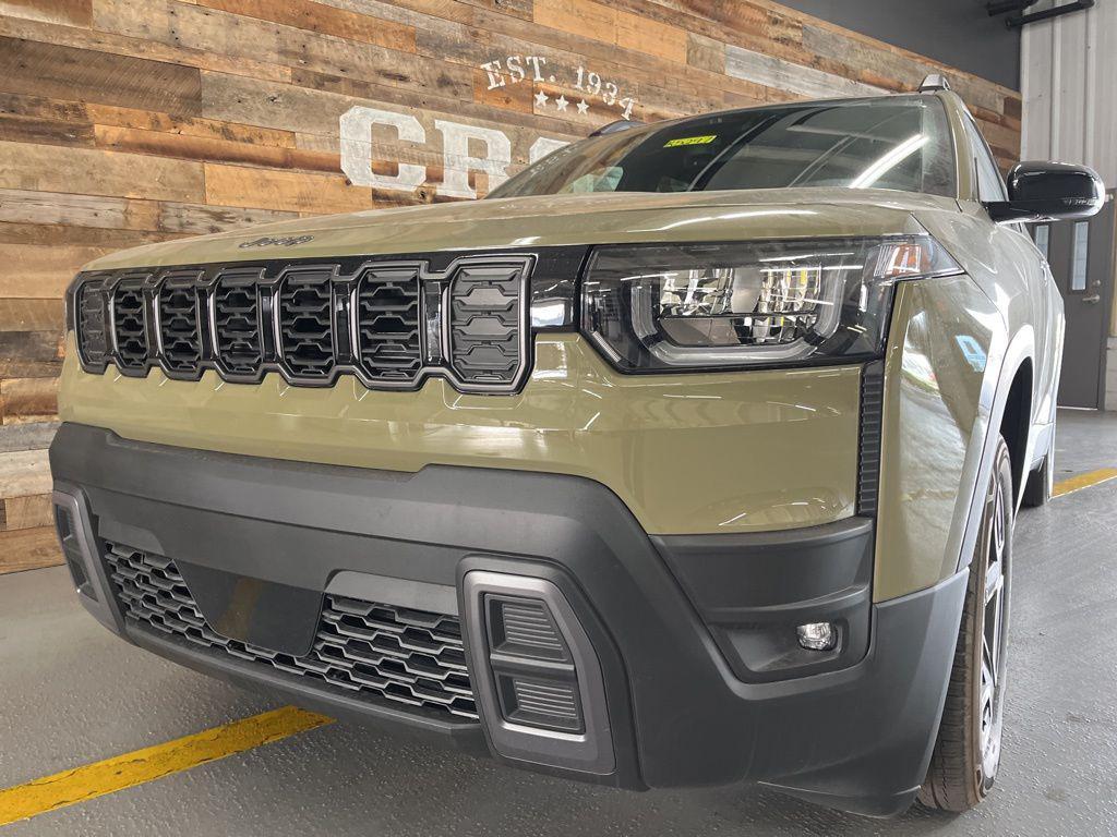 new 2026 Jeep Cherokee car, priced at $43,634