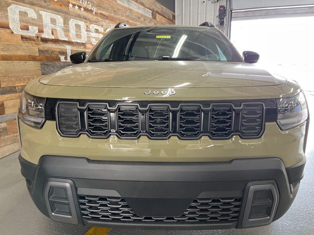 new 2026 Jeep Cherokee car, priced at $43,634