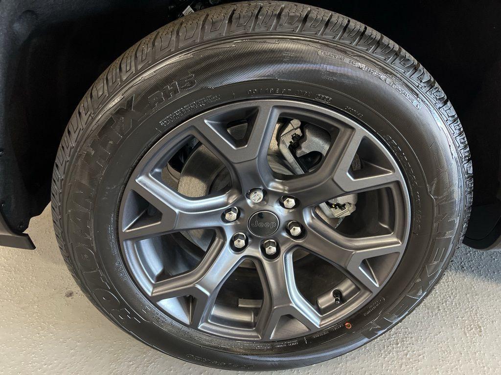 new 2026 Jeep Grand Wagoneer car, priced at $70,957