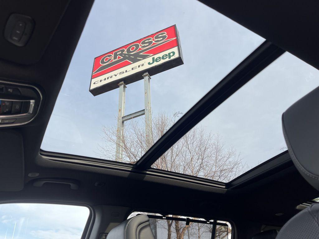 new 2026 Jeep Grand Wagoneer car, priced at $77,918