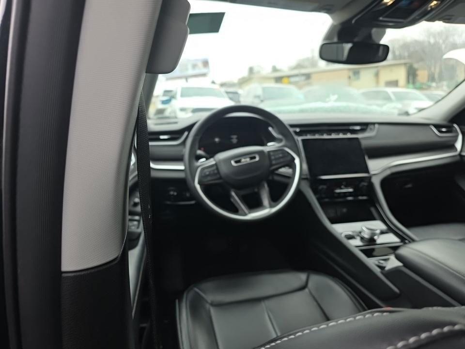 used 2023 Jeep Grand Cherokee car, priced at $31,743