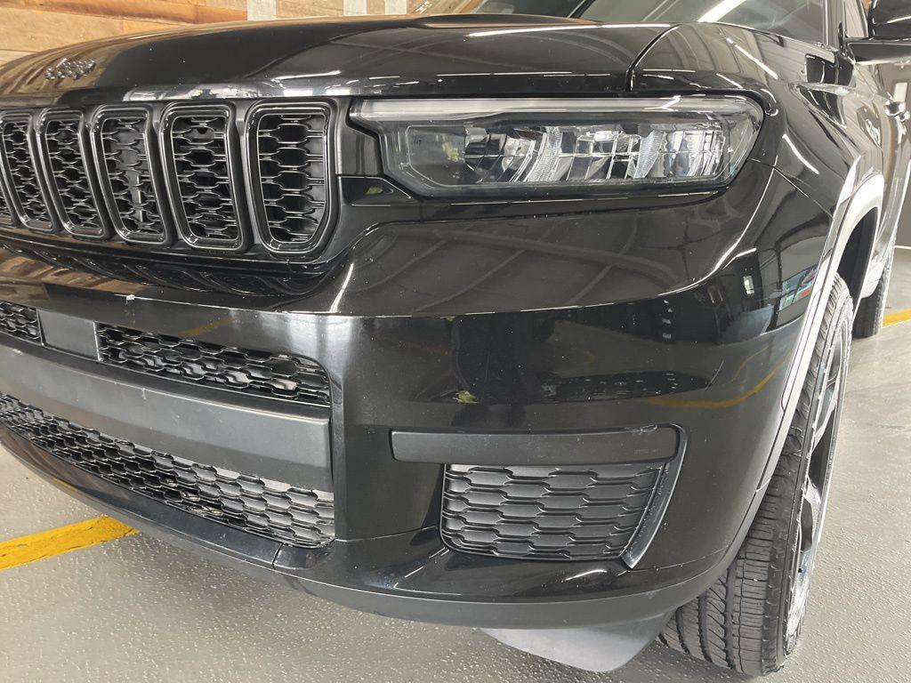used 2022 Jeep Grand Cherokee L car, priced at $28,131