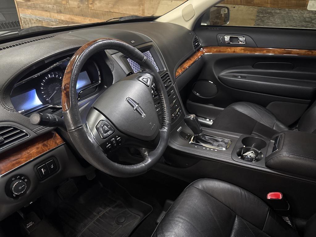 used 2019 Lincoln MKT car, priced at $15,200