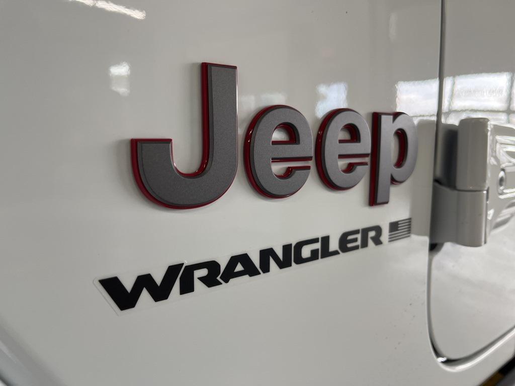new 2026 Jeep Wrangler car, priced at $61,434