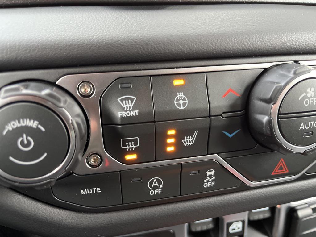 new 2026 Jeep Wrangler car, priced at $61,434