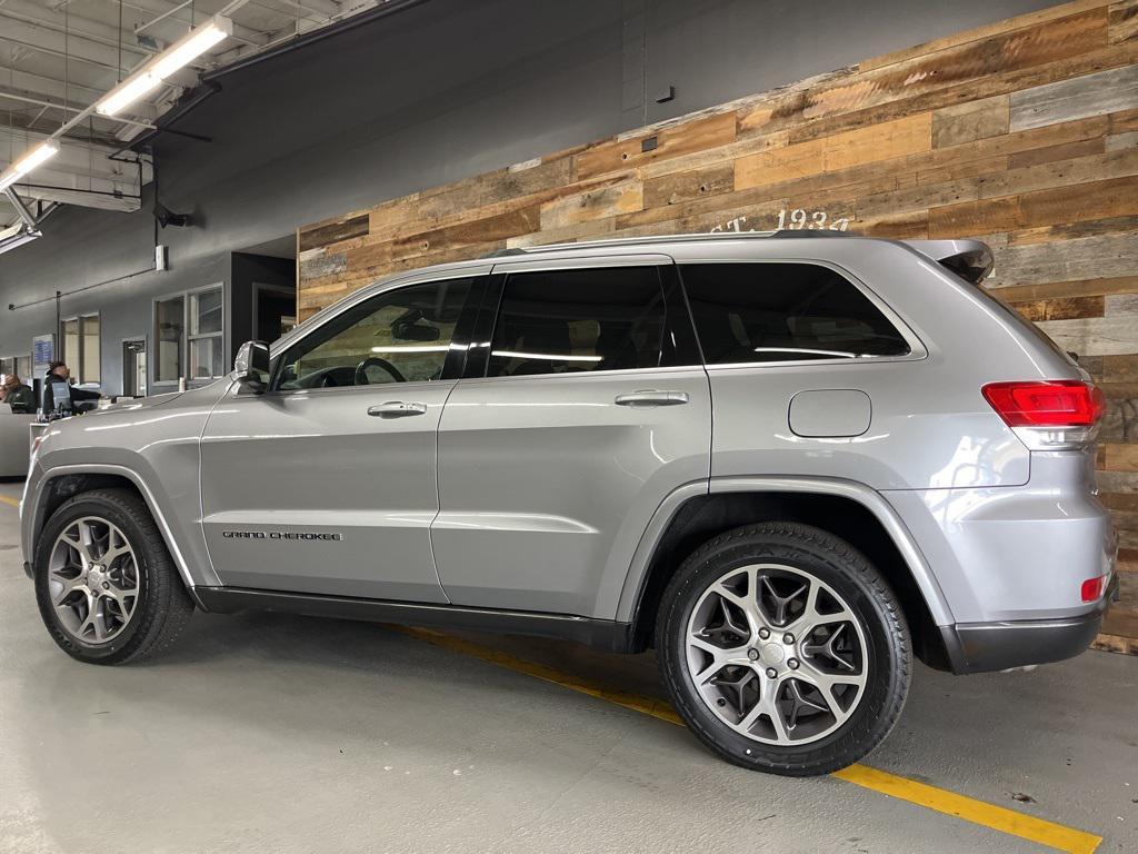 used 2018 Jeep Grand Cherokee car, priced at $15,998
