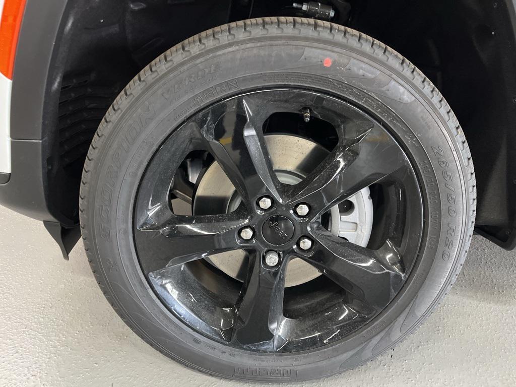 new 2025 Jeep Grand Cherokee L car, priced at $47,500