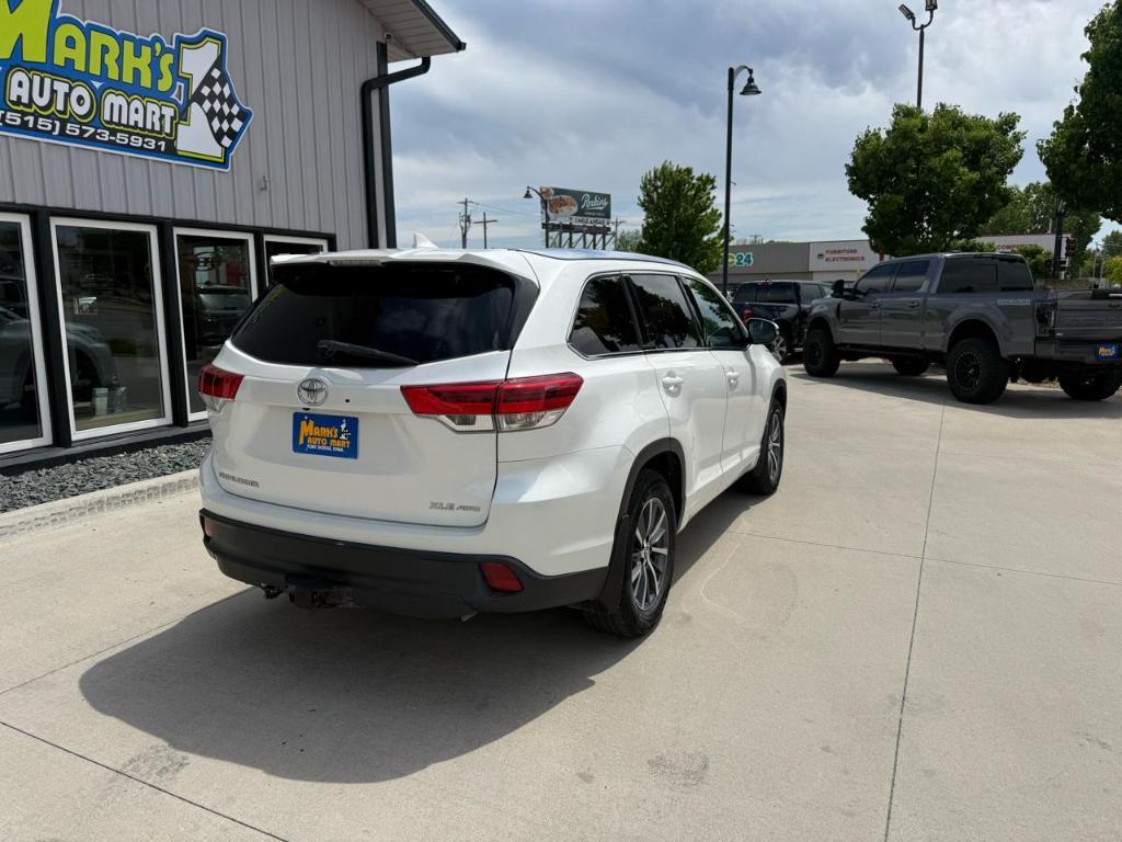 used 2018 Toyota Highlander car, priced at $22,900