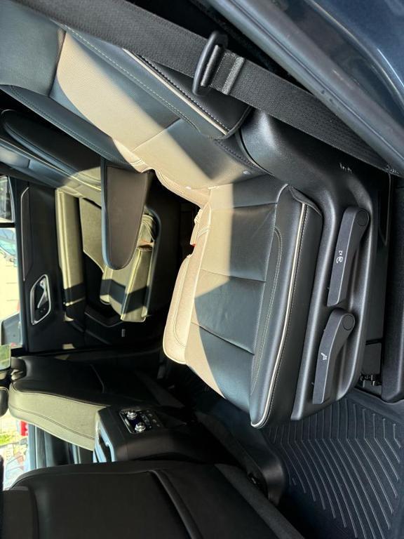used 2021 GMC Yukon car, priced at $39,900