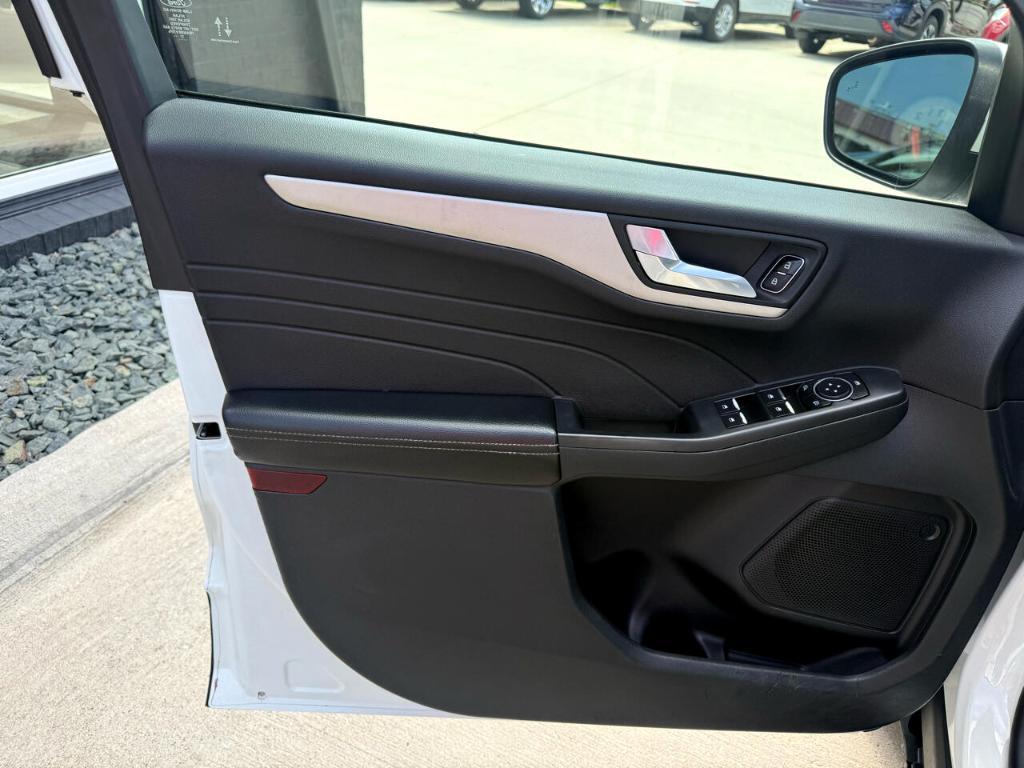 used 2021 Ford Escape car, priced at $15,900