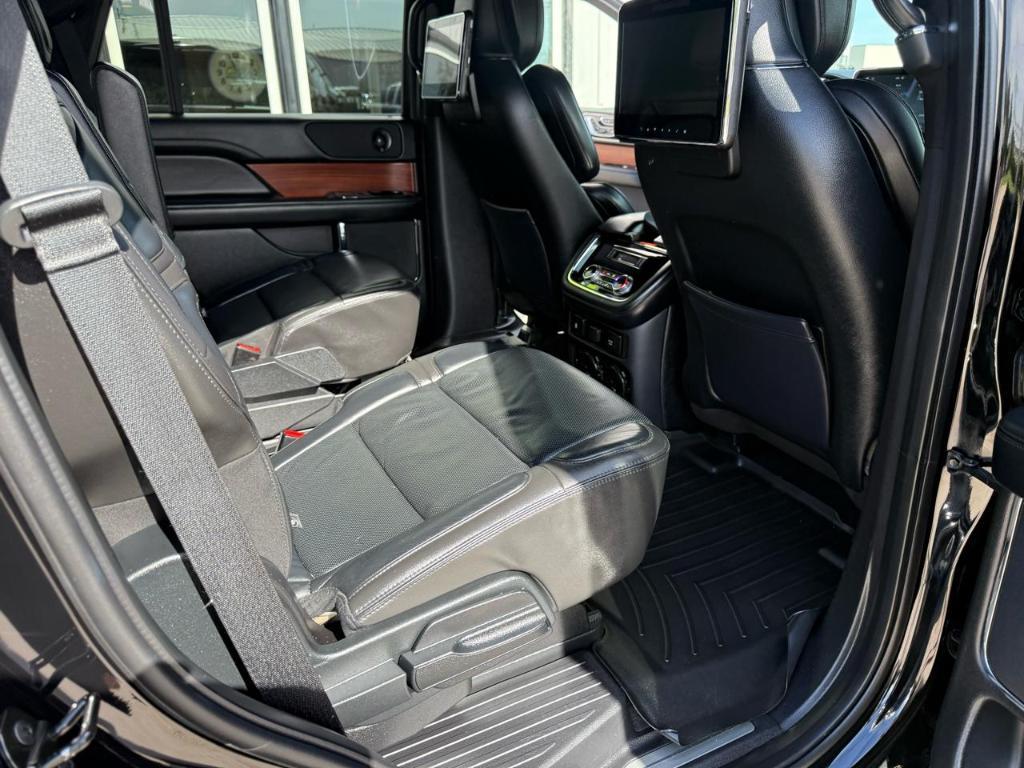 used 2018 Lincoln Navigator car, priced at $30,900
