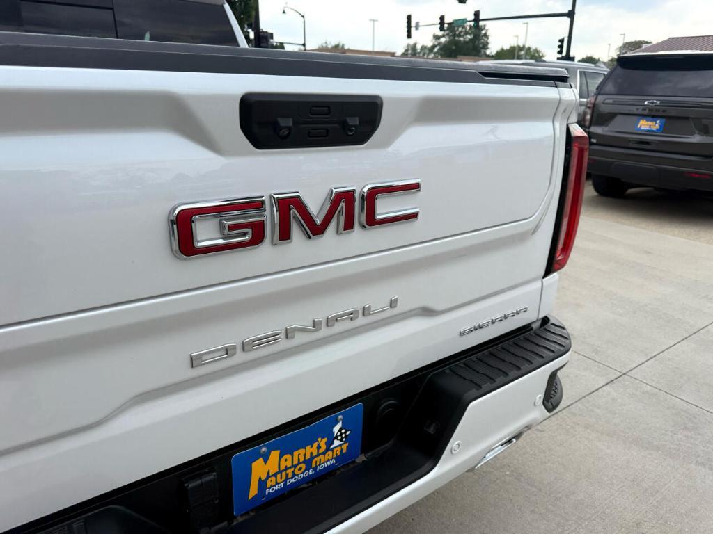 used 2023 GMC Sierra 1500 car, priced at $59,900