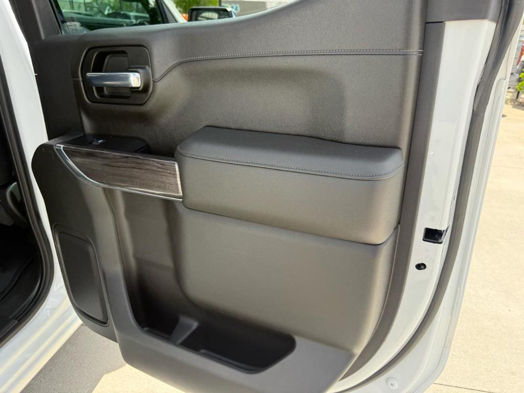 used 2021 Chevrolet Silverado 1500 car, priced at $37,900