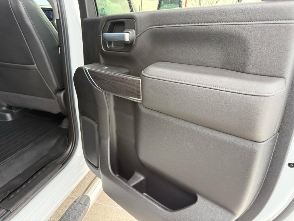 used 2021 Chevrolet Silverado 2500 car, priced at $45,900