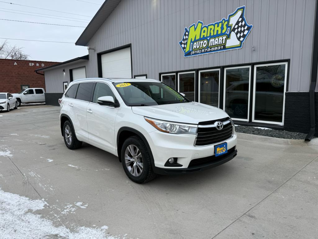 used 2015 Toyota Highlander car, priced at $17,900