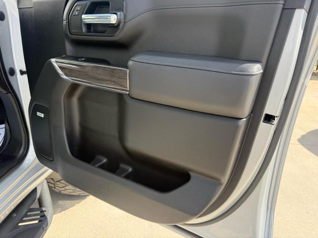 used 2022 Chevrolet Silverado 2500 car, priced at $49,900