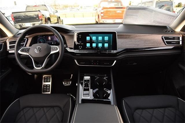 new 2026 Volkswagen Atlas car, priced at $53,496