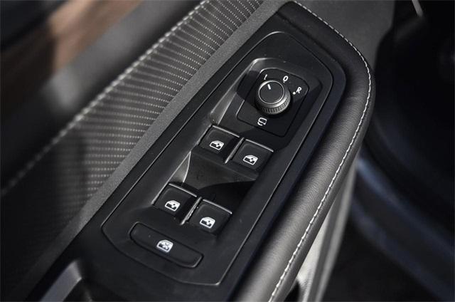 new 2026 Volkswagen Atlas car, priced at $53,496