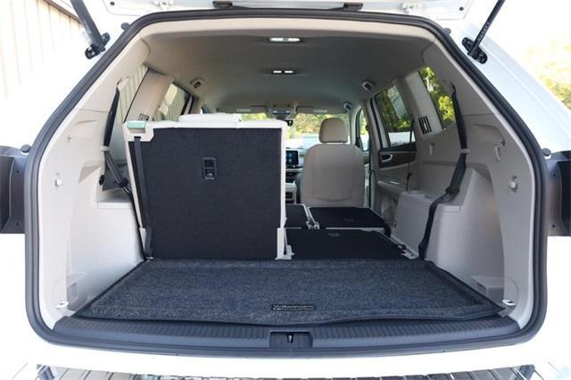 new 2026 Volkswagen Atlas car, priced at $39,776