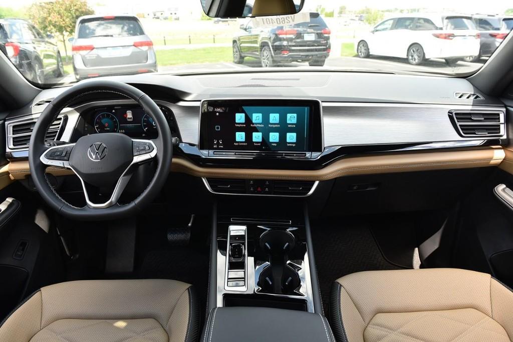 new 2026 Volkswagen Atlas Cross Sport car, priced at $44,463