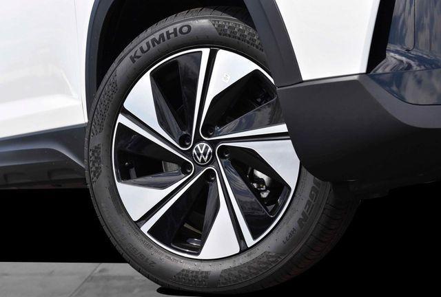 new 2026 Volkswagen Taos car, priced at $31,439