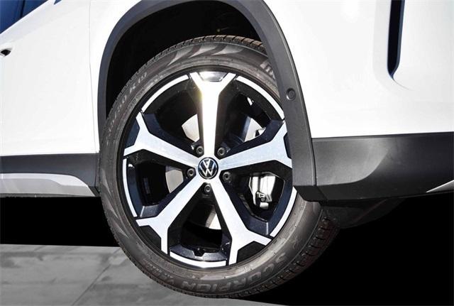 new 2026 Volkswagen Tiguan car, priced at $35,006