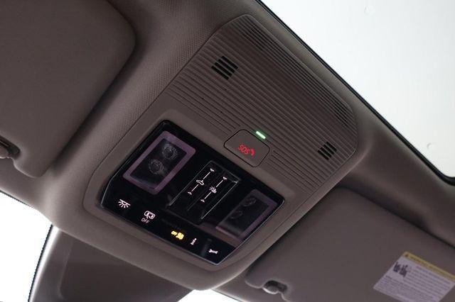 new 2026 Volkswagen Atlas car, priced at $45,337
