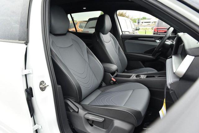 new 2026 Volkswagen Tiguan car, priced at $39,671