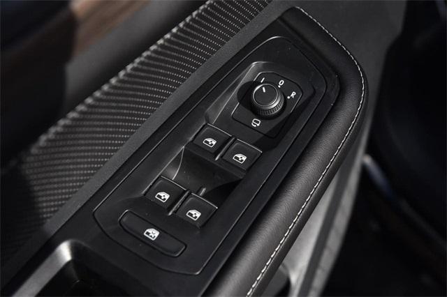 new 2026 Volkswagen Atlas car, priced at $52,611