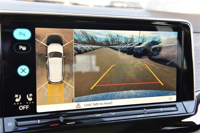 new 2026 Volkswagen Atlas car, priced at $52,611