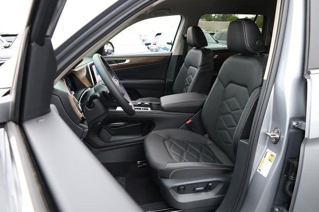 new 2026 Volkswagen Atlas car, priced at $44,110