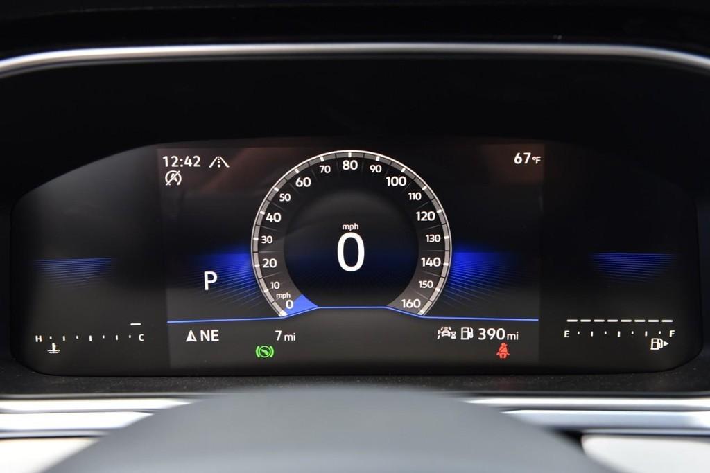 new 2026 Volkswagen Taos car, priced at $32,471