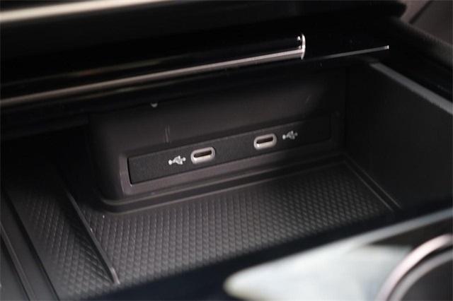 new 2026 Volkswagen Atlas car, priced at $45,108