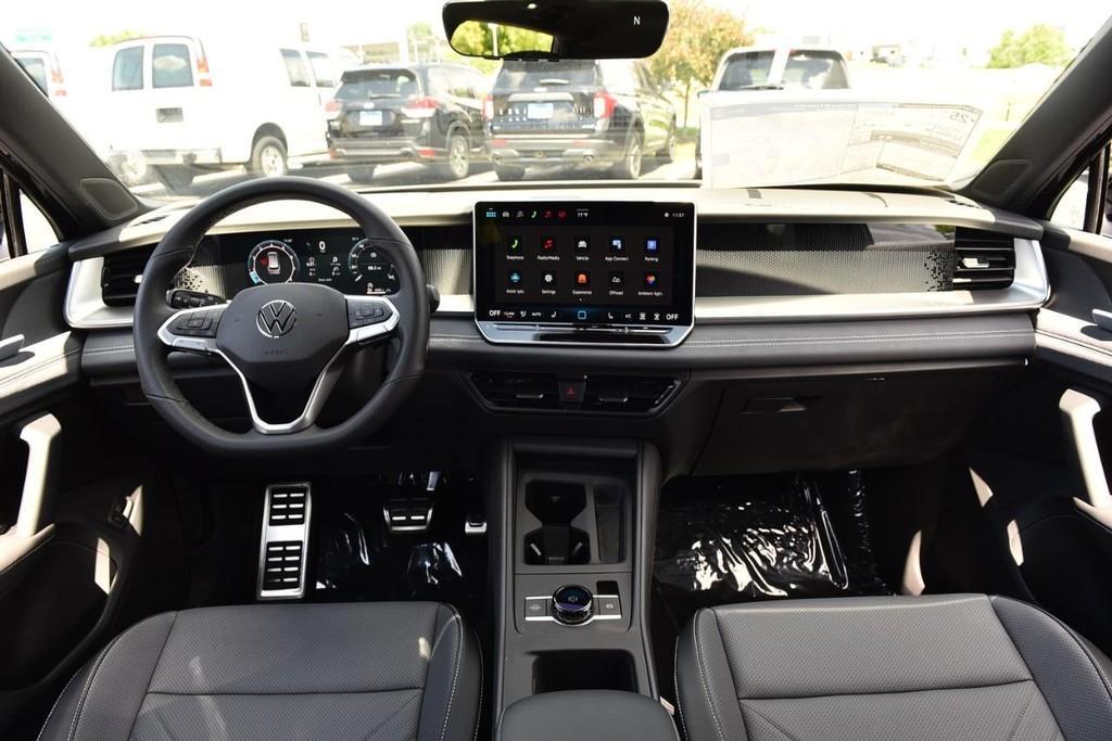 new 2026 Volkswagen Tiguan car, priced at $37,974